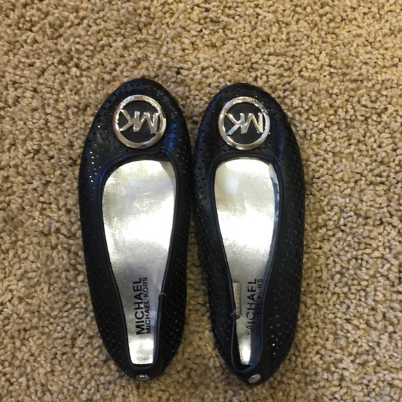 Micheal Kors Girl’s Flats - Picture 1 of 7